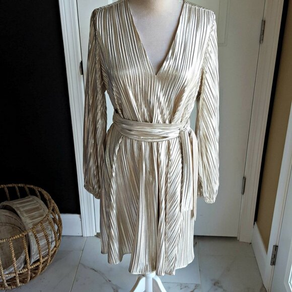 NWOT! BOSTON PROPER Metallic PLEATED GOLD DRESS SZ M - Picture 5 of 7